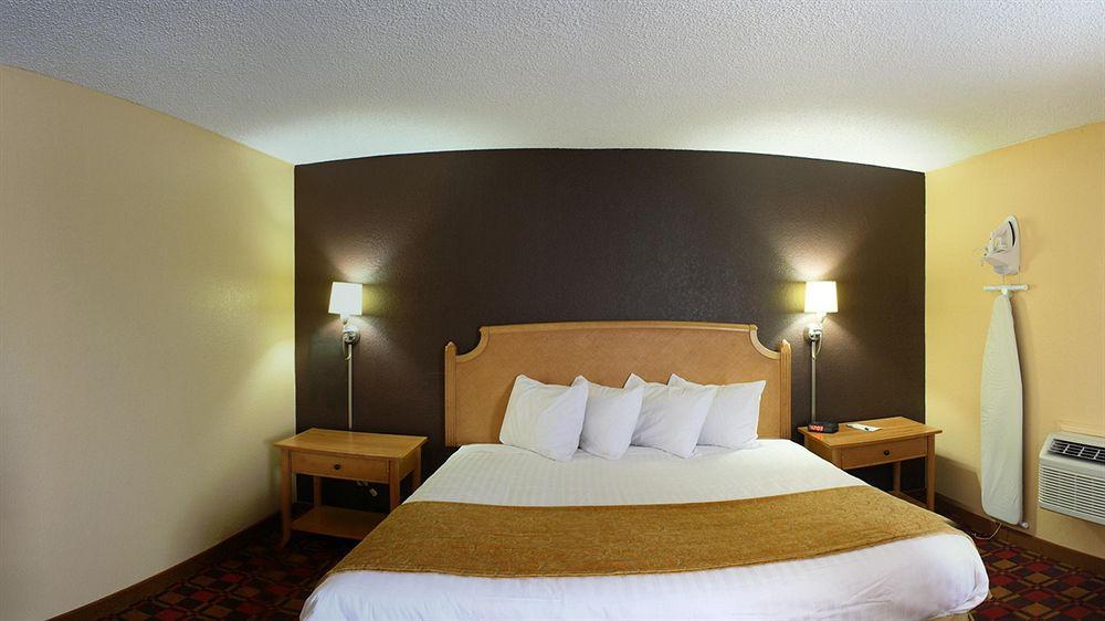Quality Inn Hall Of Fame Canton Kültér fotó