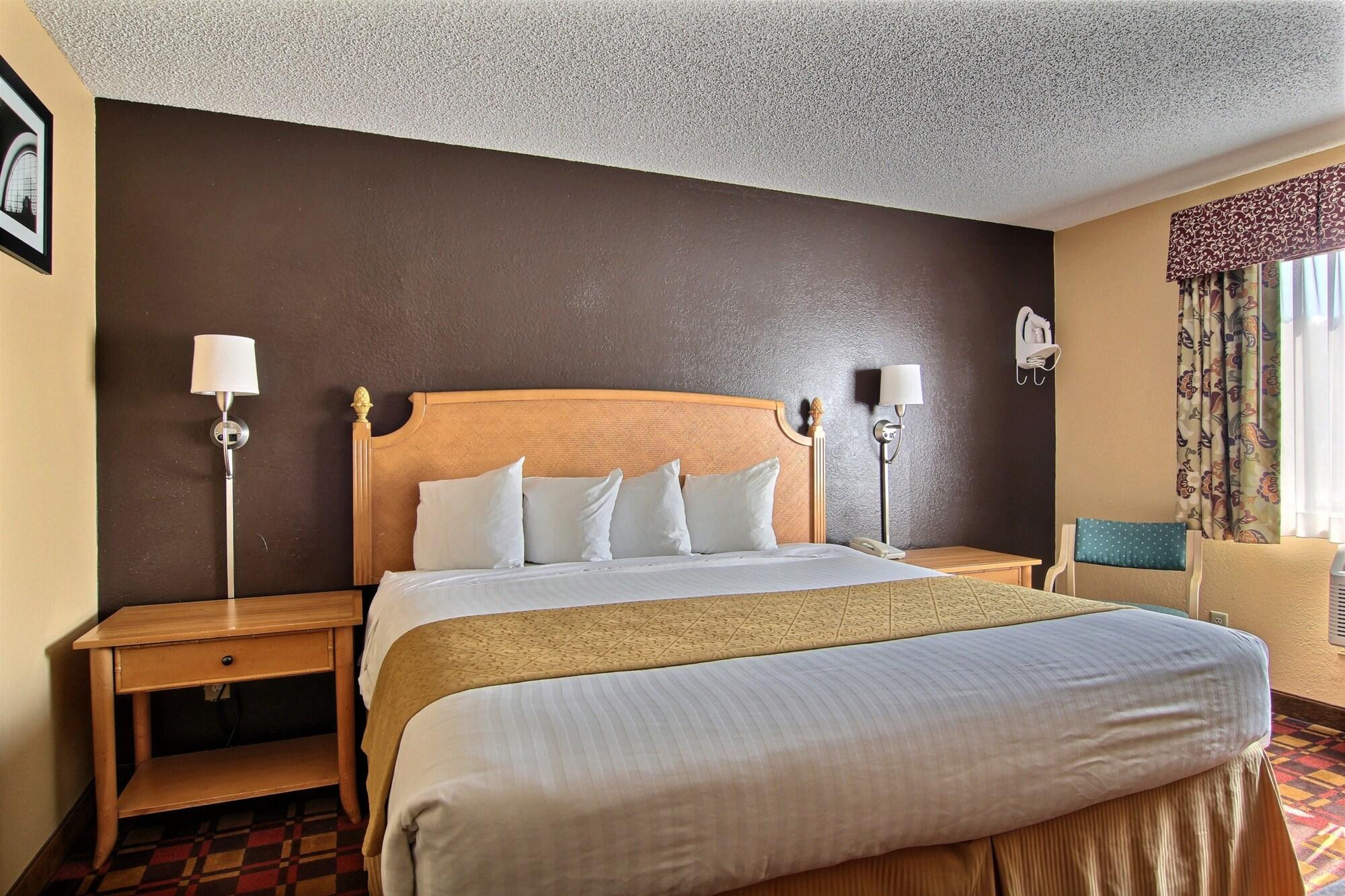 Quality Inn Hall Of Fame Canton Kültér fotó
