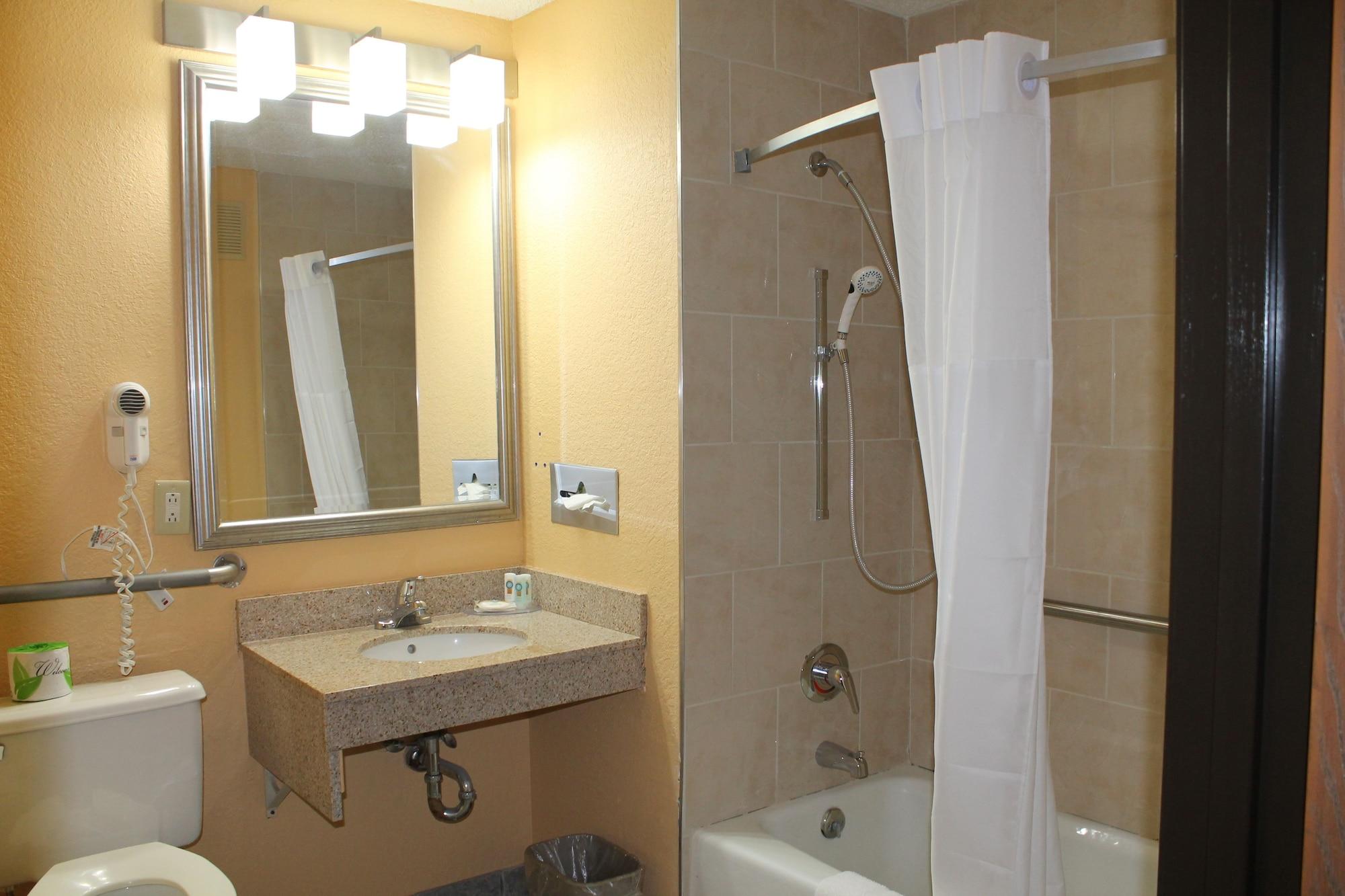 Quality Inn Hall Of Fame Canton Kültér fotó