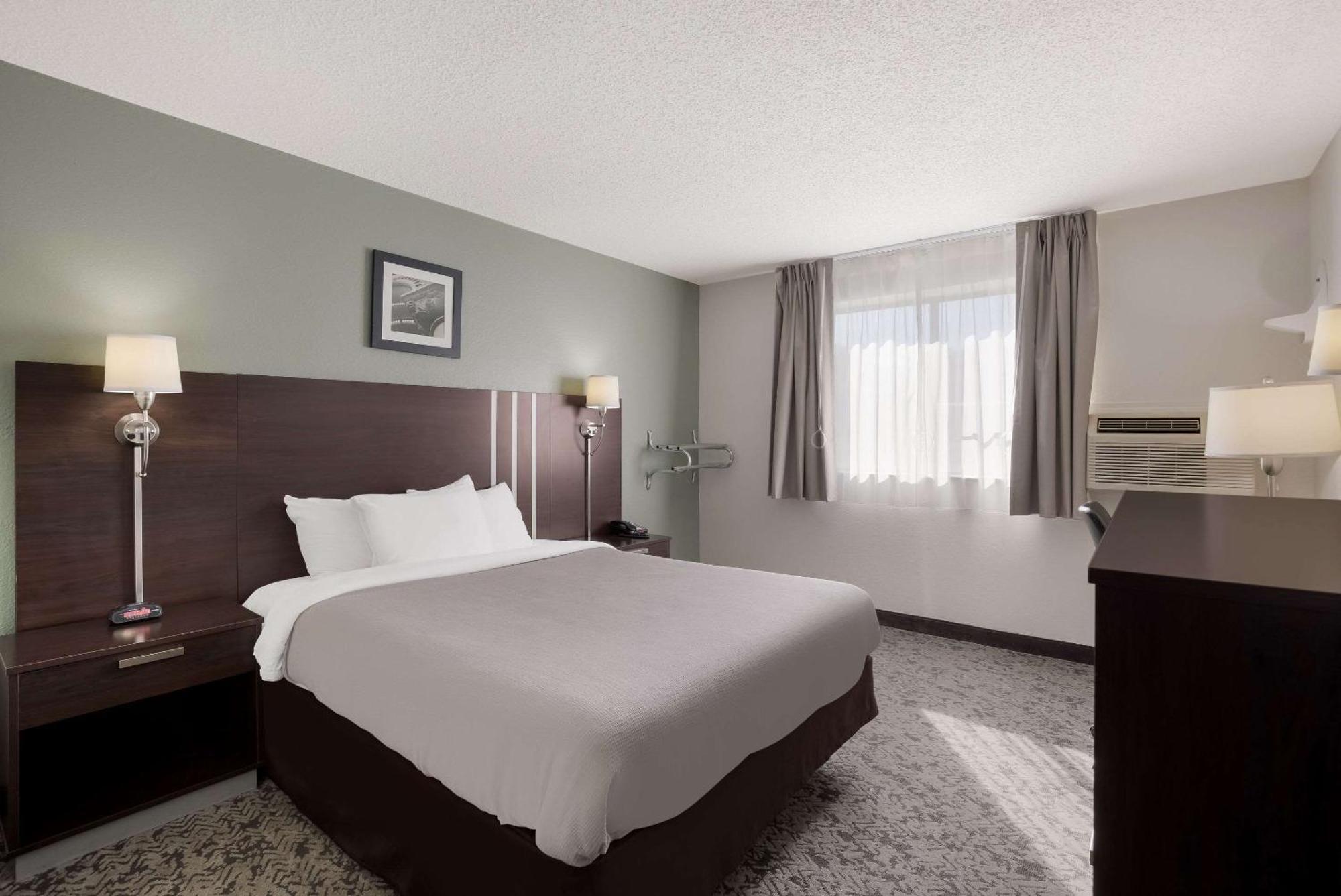 Quality Inn Hall Of Fame Canton Kültér fotó